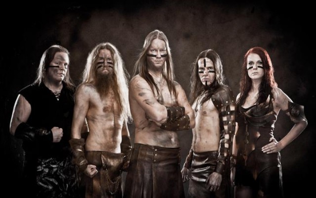 Ensiferum looking pretty dapper. In their skirts.